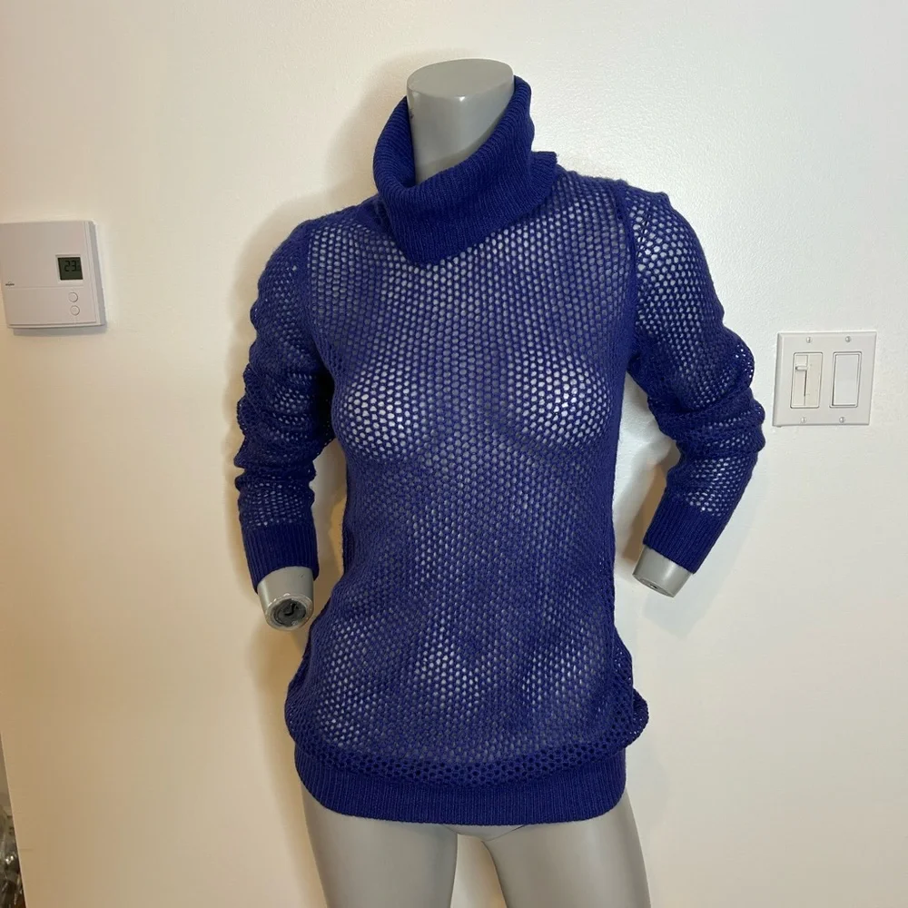 Beautiful Smart Set cobalt Blue Mesh Turtleneck ❤️S - Picture 9 of 9